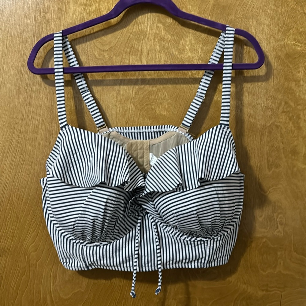 Built In Bra Swim Top 40F